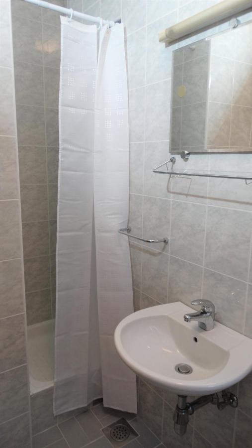 Habitación Doble con baño privado