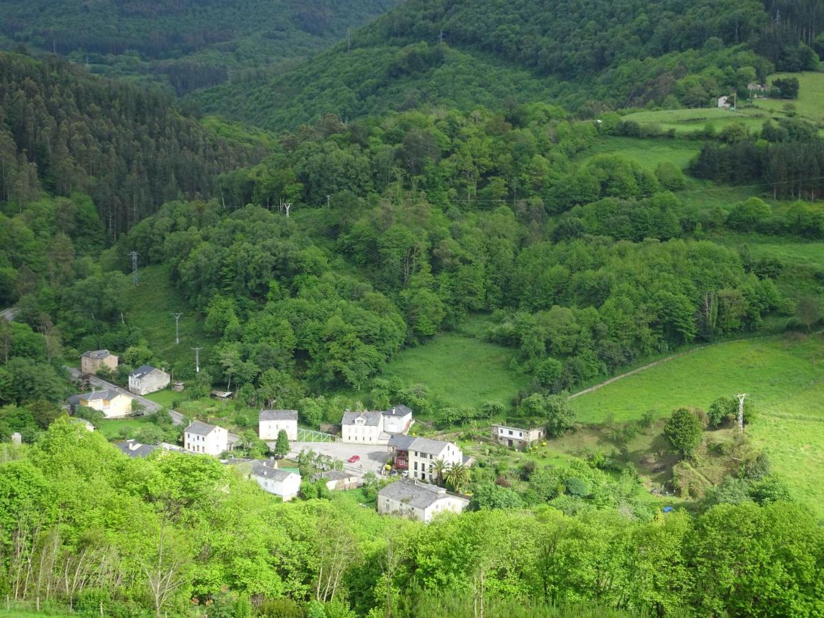 Apartamentos El Llago - Ferienwohnung Boal