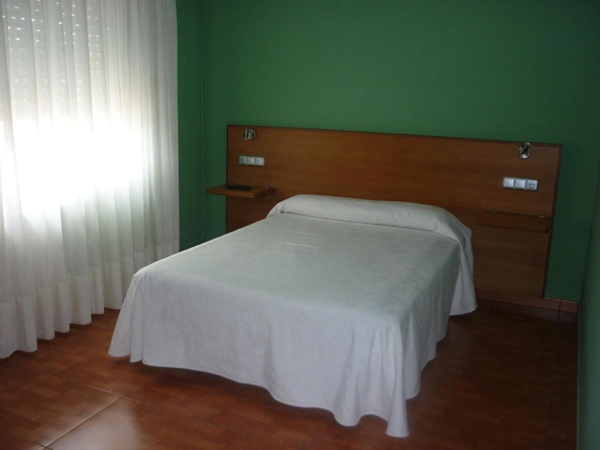 Deluxe Double Room with Shower