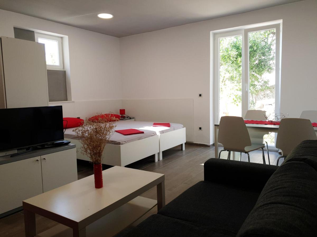 Appartamento Monolocale con Vista Mare