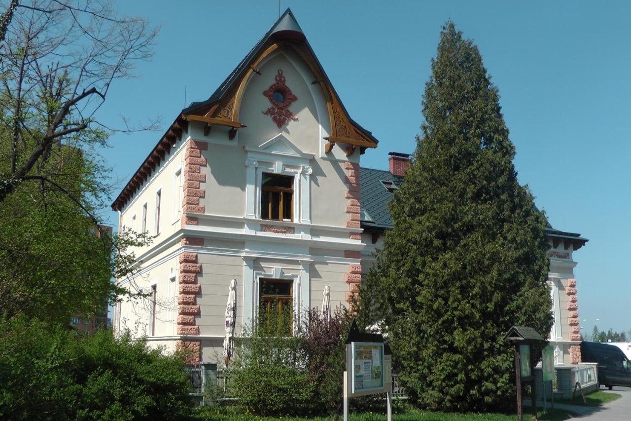 B&B Nesselsdorf - Penzion Vila Machů - Bed and Breakfast Nesselsdorf