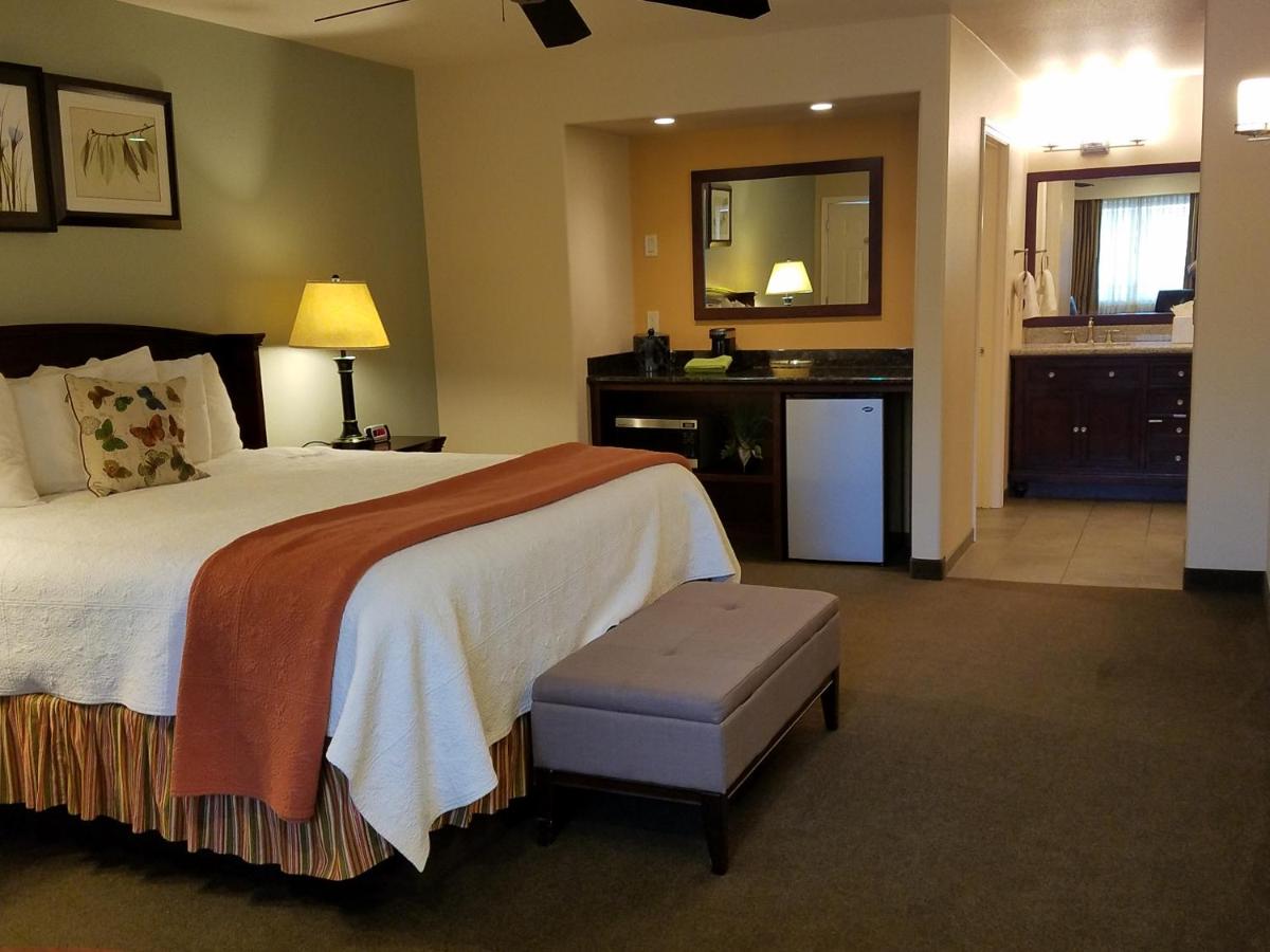Standard King Room