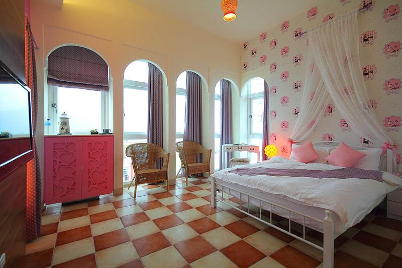 Queen Room with Balcony