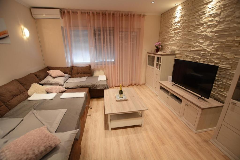 Apartment Davor - Ferienwohnung Zadar