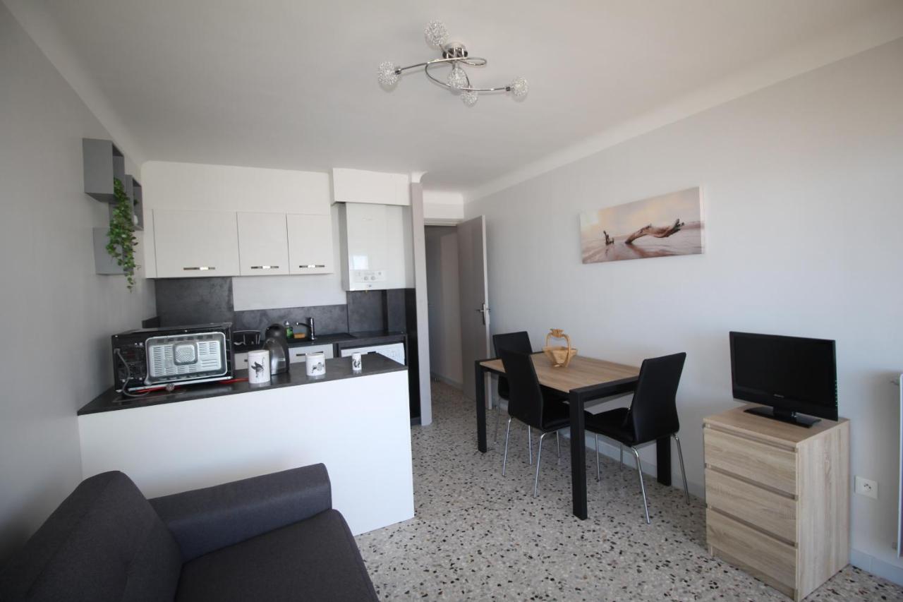 TRIDENT - T2 avec vue sur la marina et à deux pas de la plage - Chambres d’hôtes Canet-en-Roussillon
