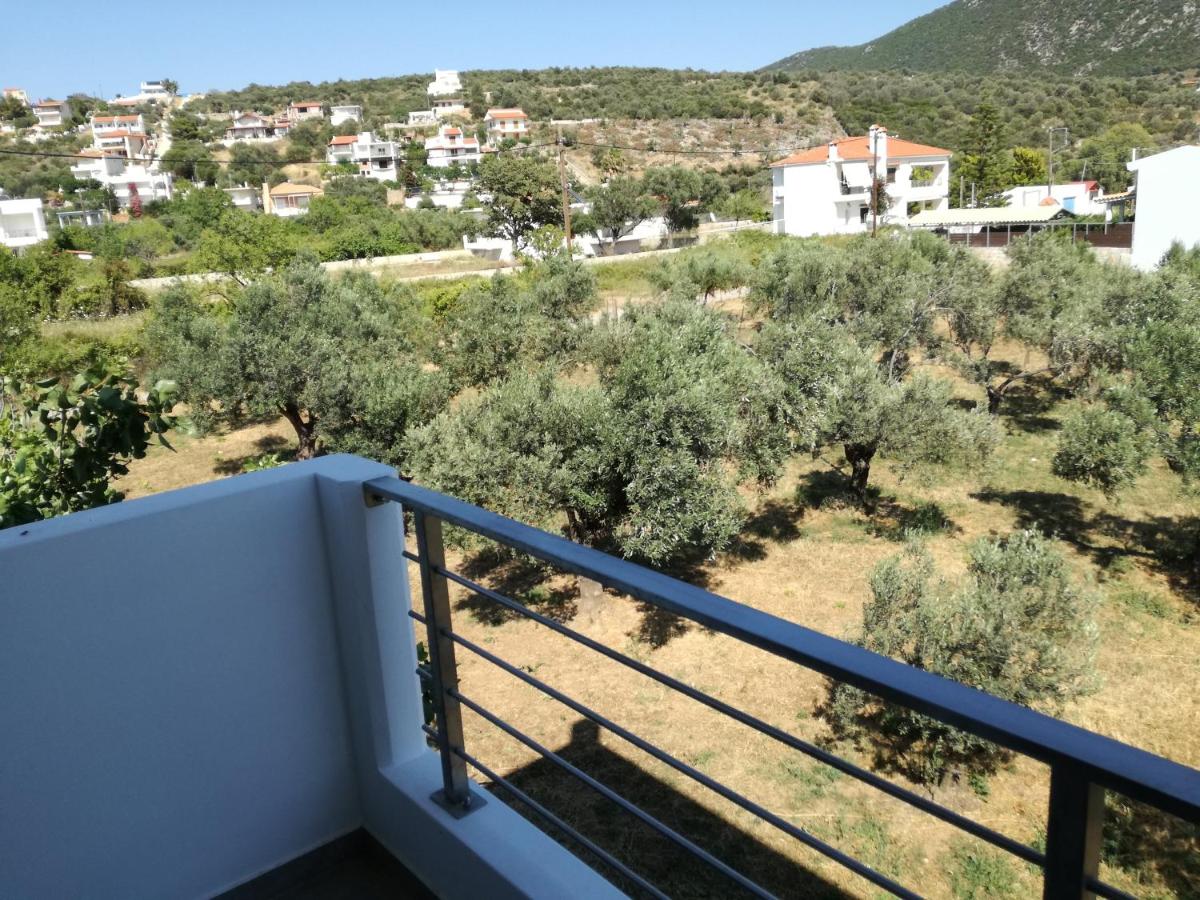 Almira Ghouse - Ferienwohnung Almyropótamos