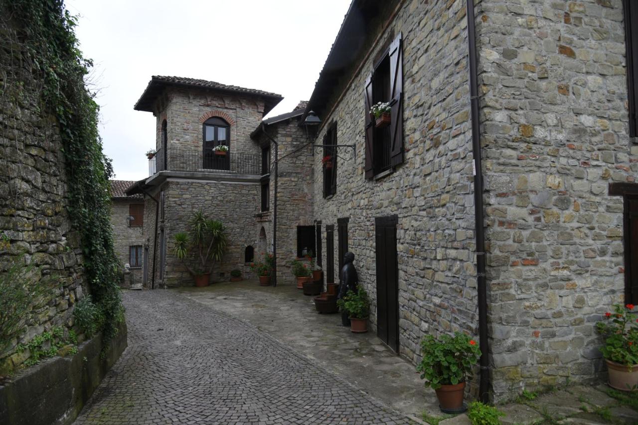 B&B Montabone - Il borgo - Bed and Breakfast Montabone