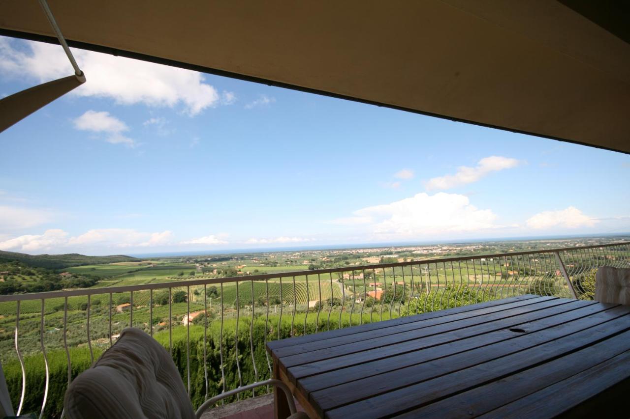 B&B Castagneto Carducci - Terrazza Vista Mare - Bed and Breakfast Castagneto Carducci