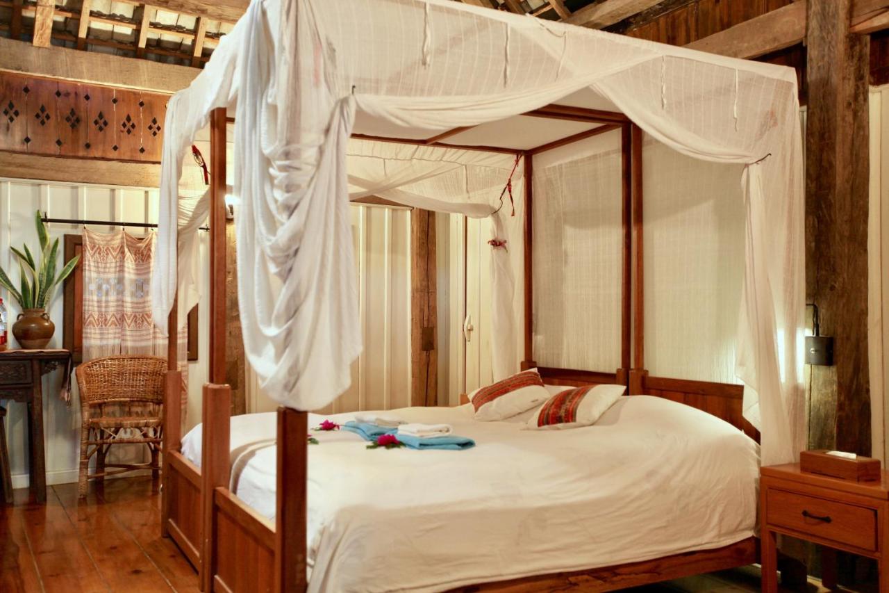 Superior Chalet - Magnolia Cottage Right