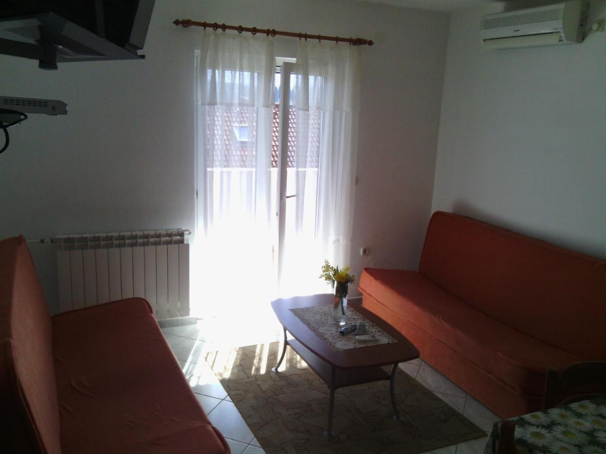One-Bedroom Apartment with Balcony and Sea View