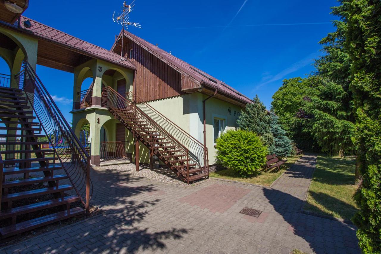 Agroturystyka Pod Kogutem - Chambres d’hôtes Dziwnówek
