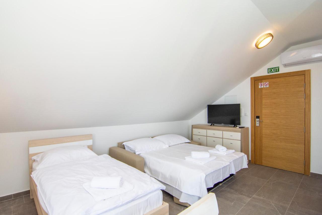 Studio Apartment with Sea View
