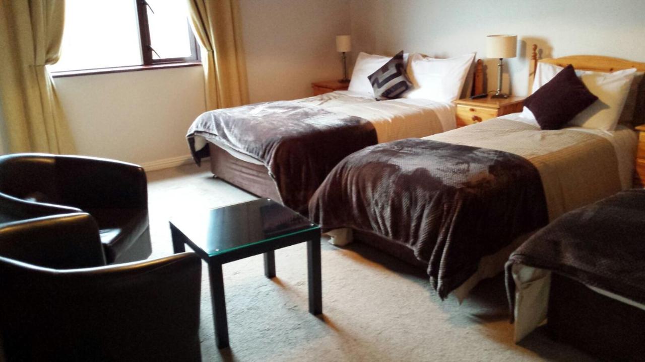 Family Room (4 Adults)