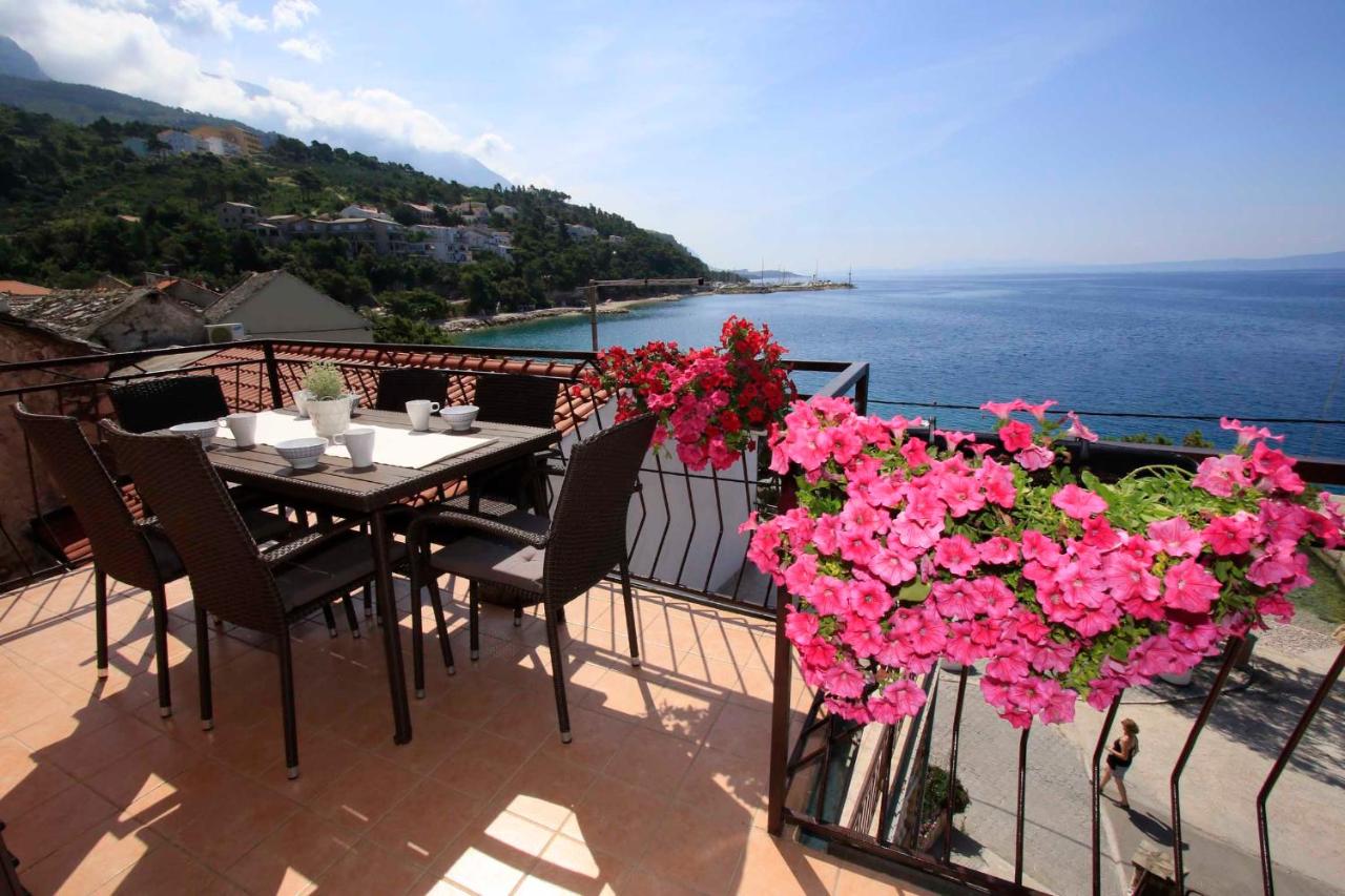Apartment Ana Bratus - B&B Baška Voda