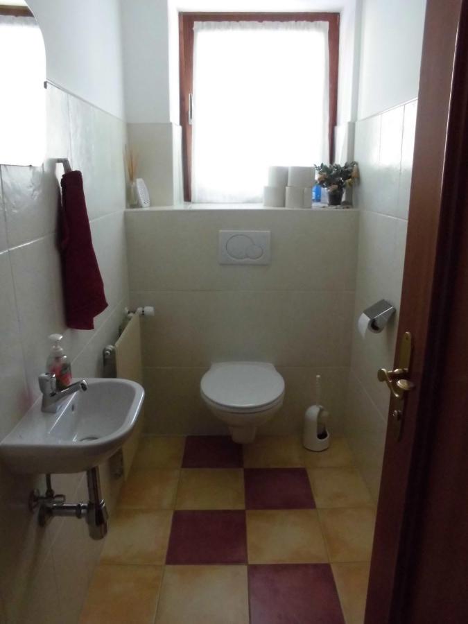 Single Room with Shared Toilet
