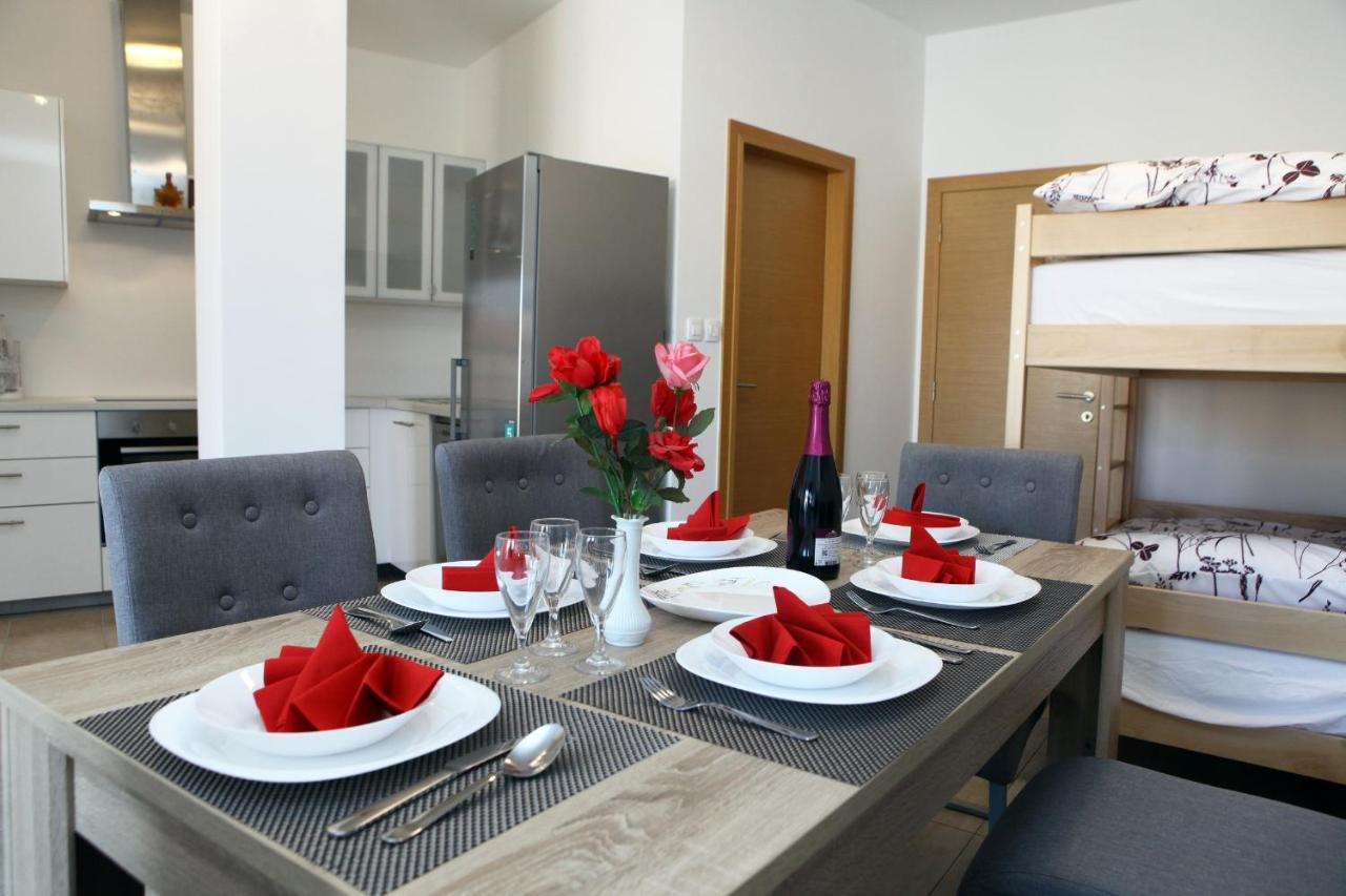 Charming San Simon Beach Apartment JN - Chambres d’hôtes Izola