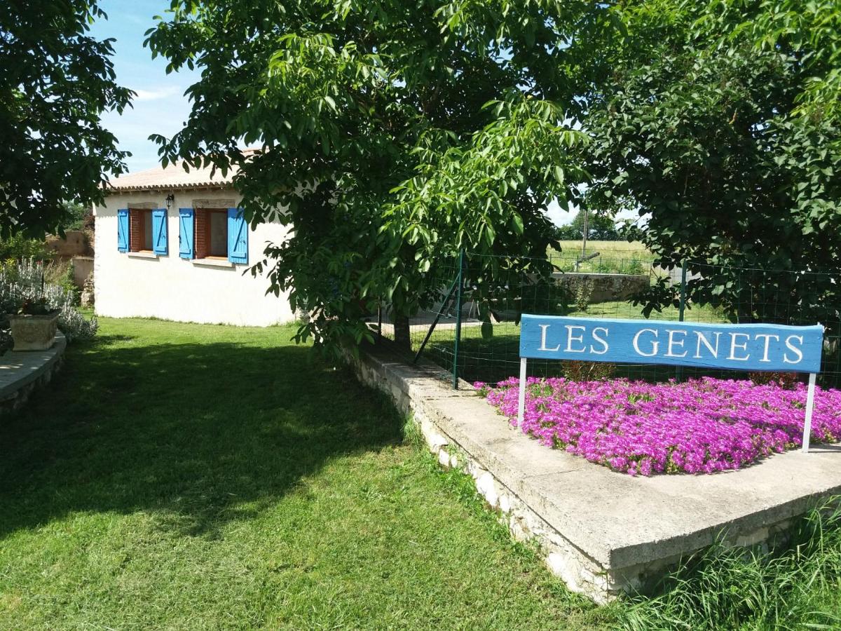 Les Genêts Valderois - B&B