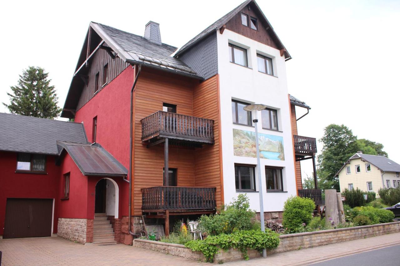 B&B Oberhof - Pension Danzer - Bed and Breakfast Oberhof