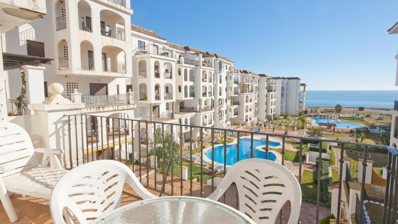 Marina de la Duquesa 5211 - Bed and Breakfast