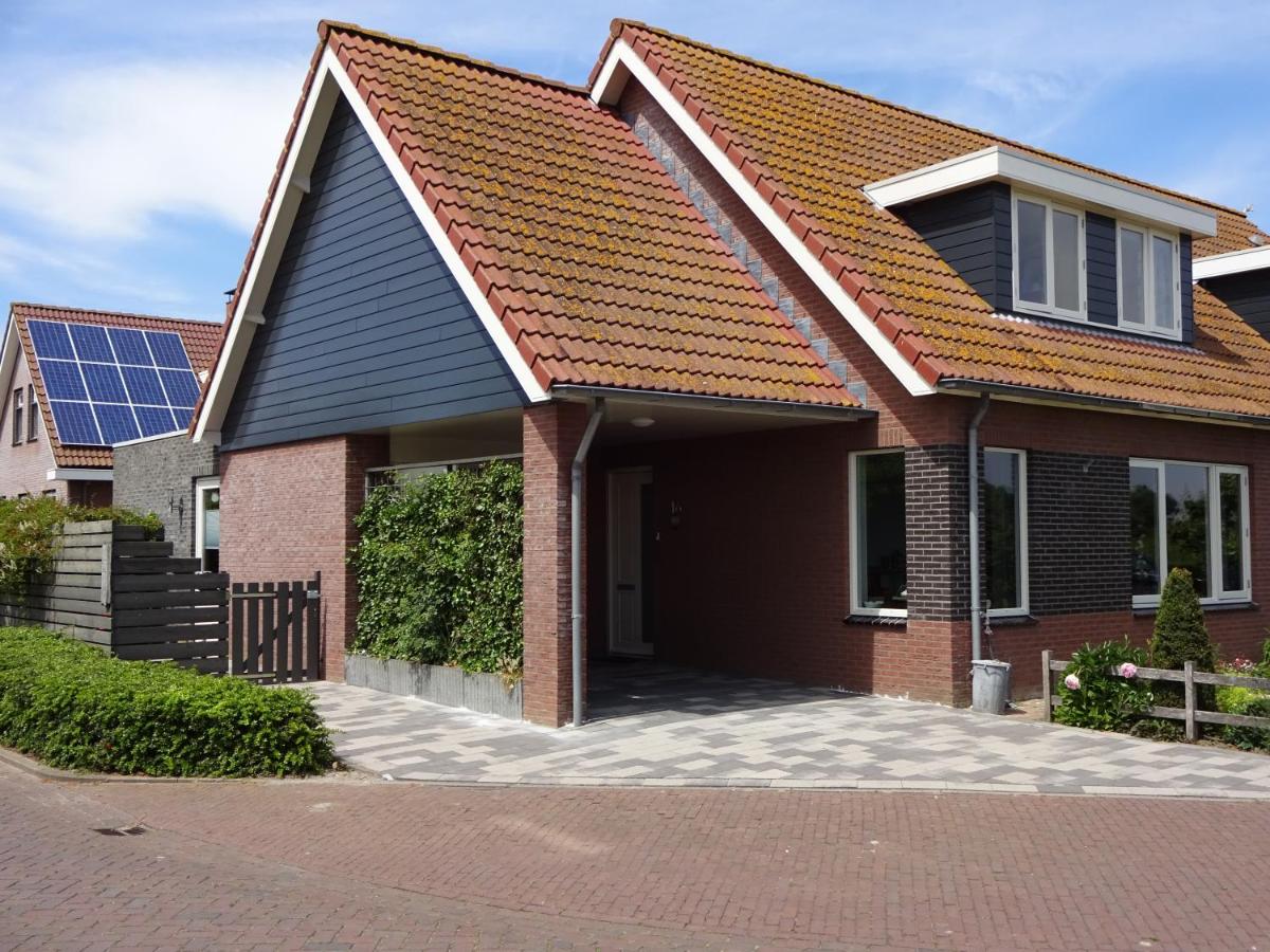 B&B Vrouwenpolder - Studio Augustinus - Bed and Breakfast Vrouwenpolder