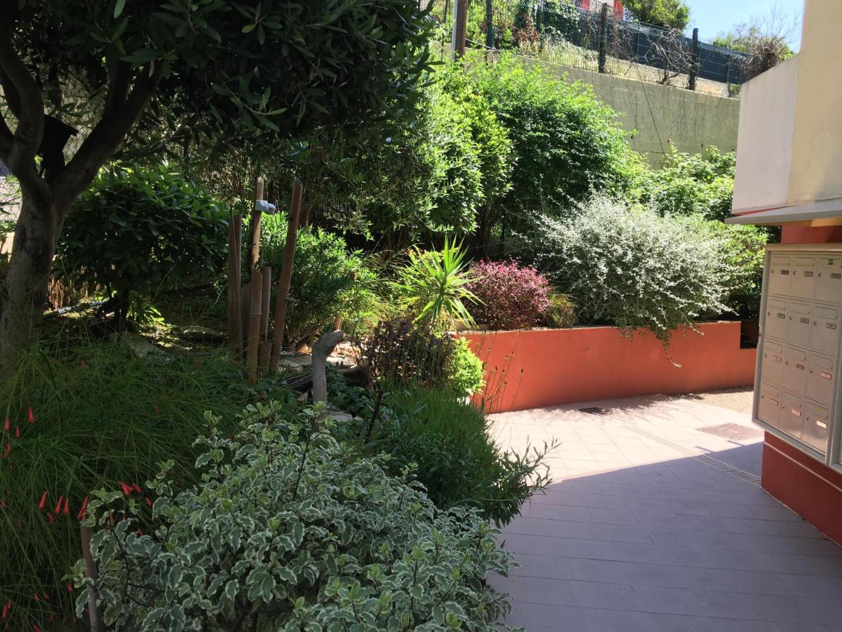 Renoir Appartement - Bed and Breakfast