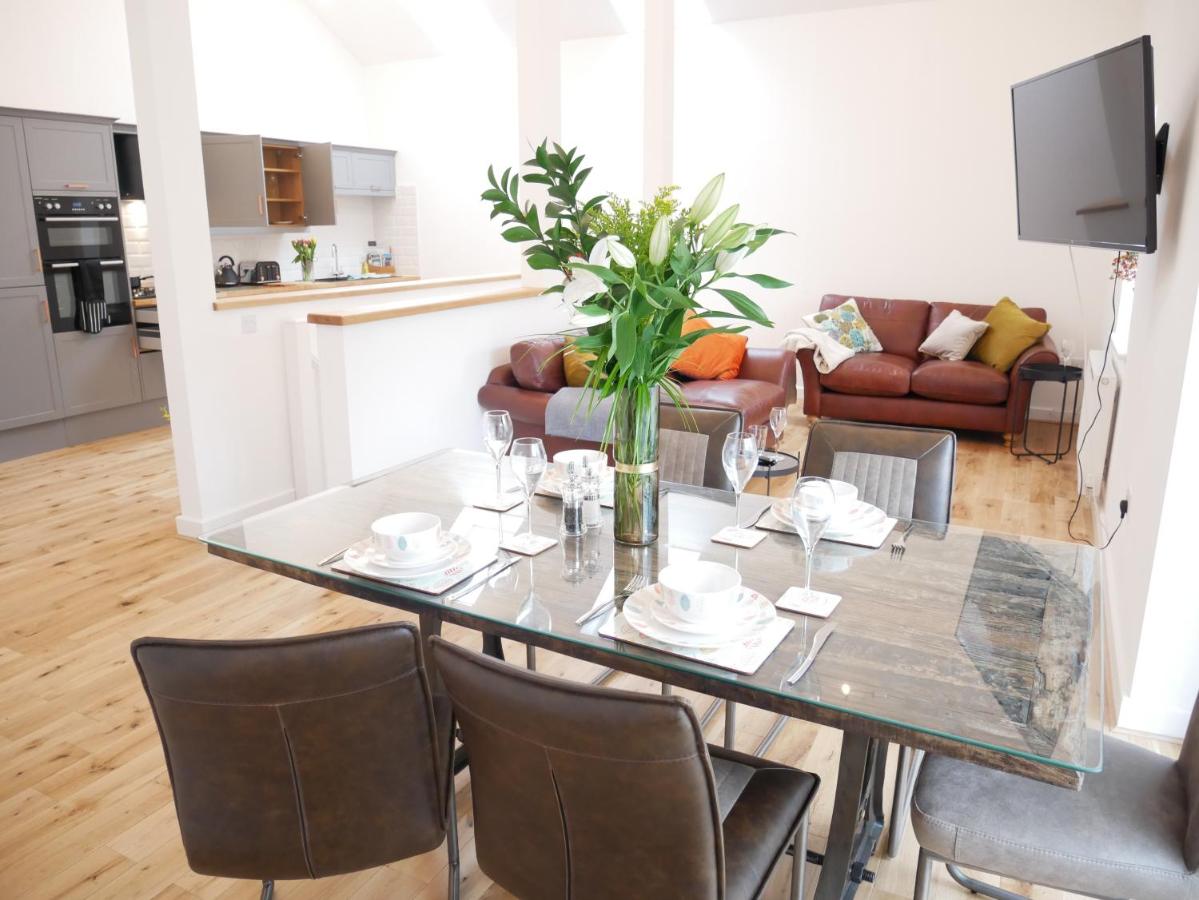 The Barn in The Courtyard, 3 - Bed, Sleeps 5, Pets Welcome - B&B Ulverston