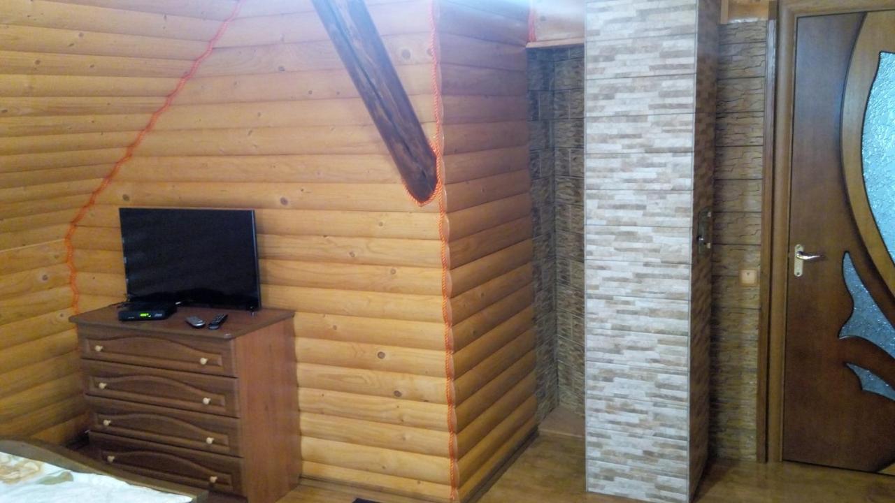 Zimmer mit 2 Queensize-Betten