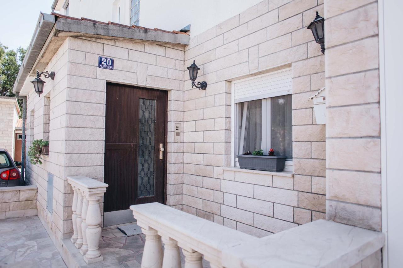 Apartment Danica - Ferienwohnung Split