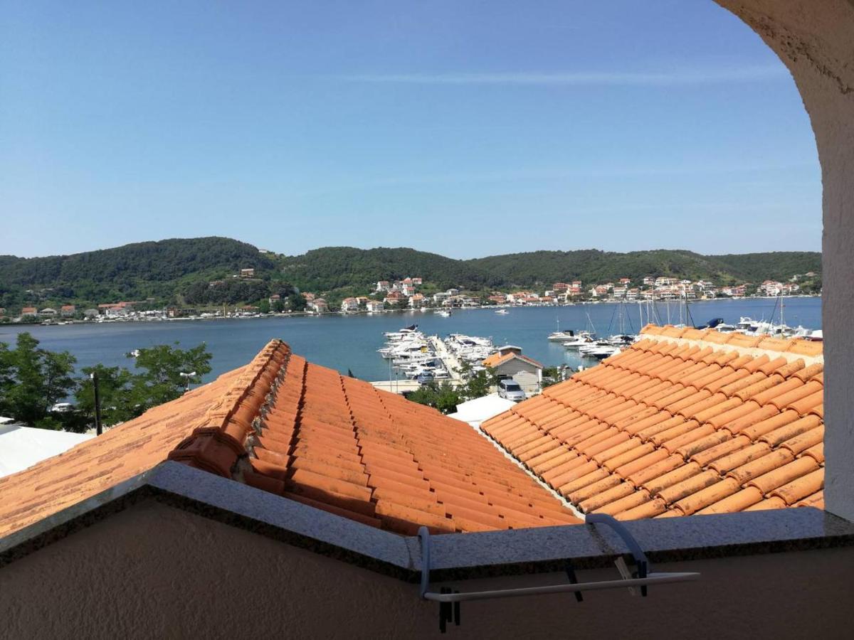 Triple Room with Balcony and Sea View