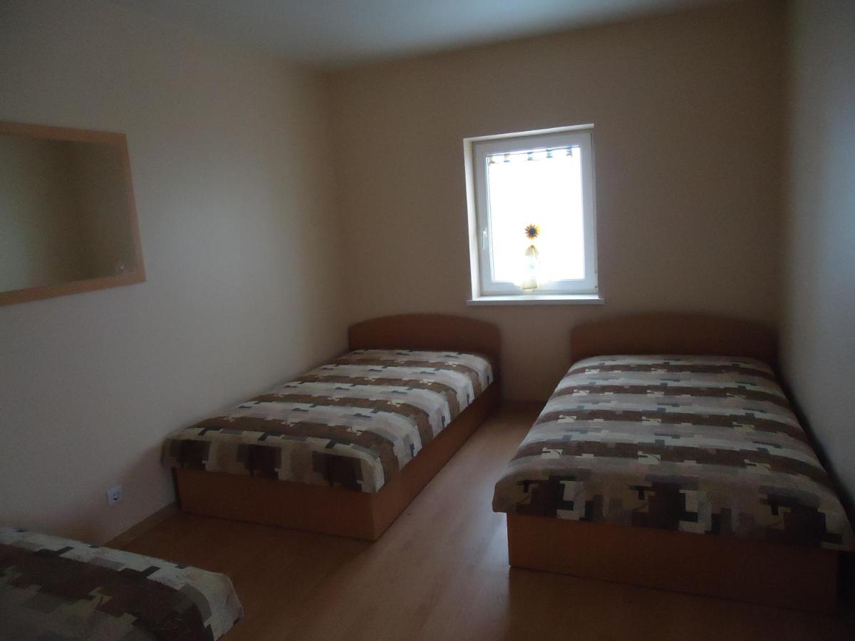 Familienzimmer mit Gemeinschaftsbad