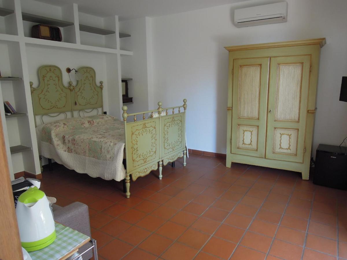 Triple Room with Garden View