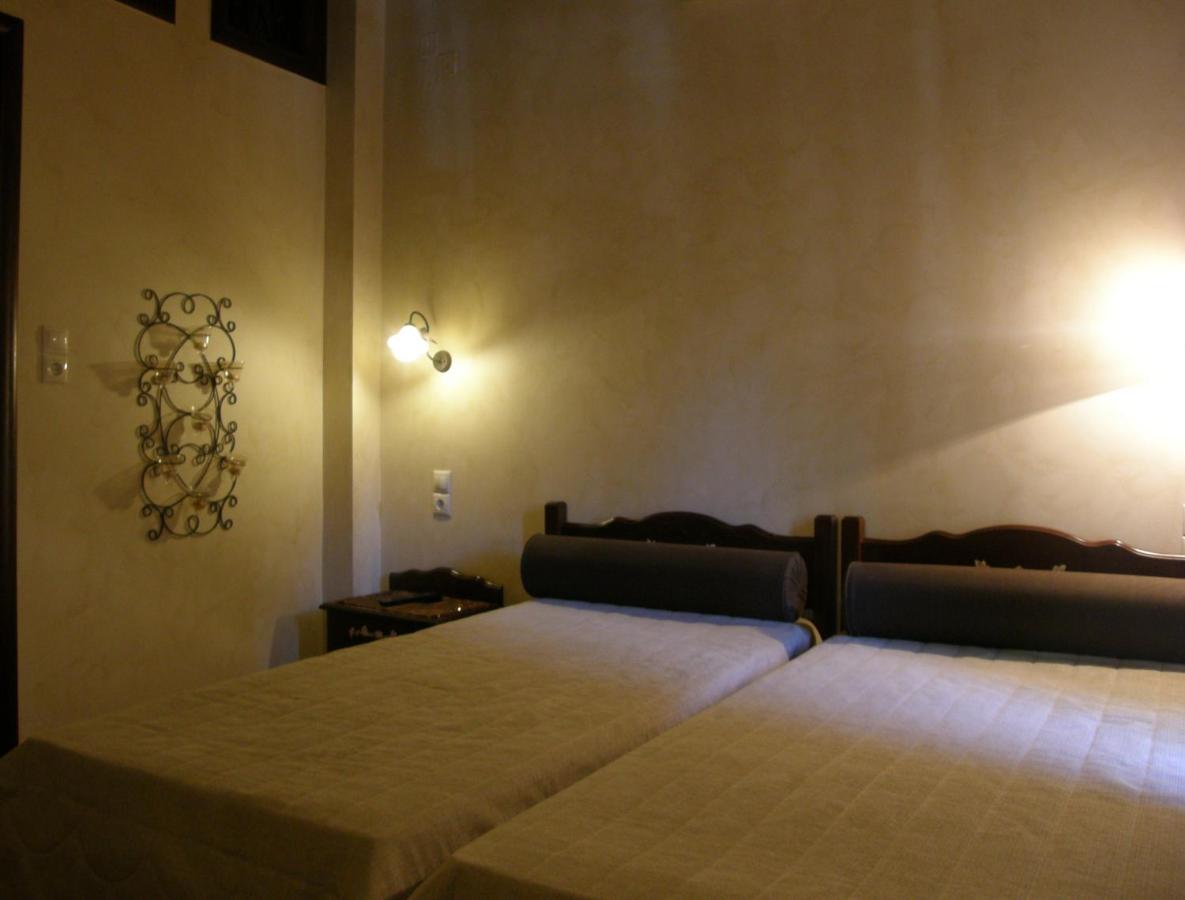 Twin Room with Meteora View