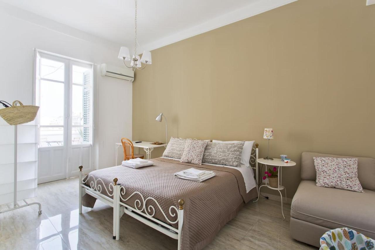 Habitación Triple con terraza
