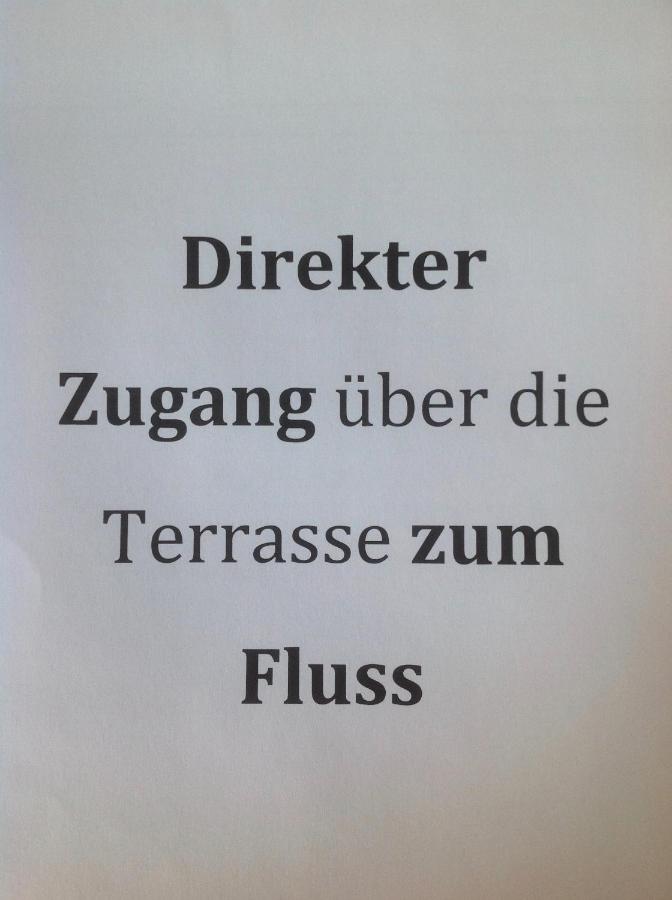 Ferienwohnungen direkt am Wasser in Glückstadt - B&B