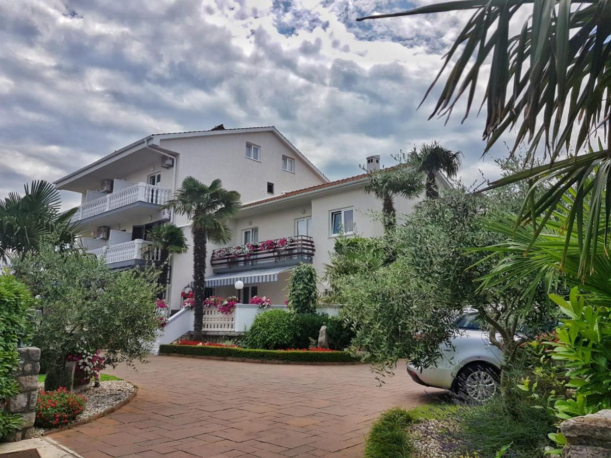 Guest House Katarina - B&B Malinska