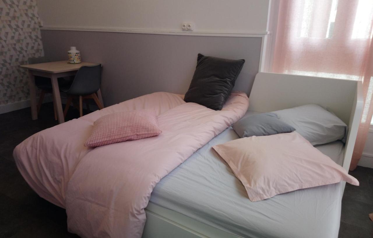 Studio cosy proche Gare - B&B Libourne
