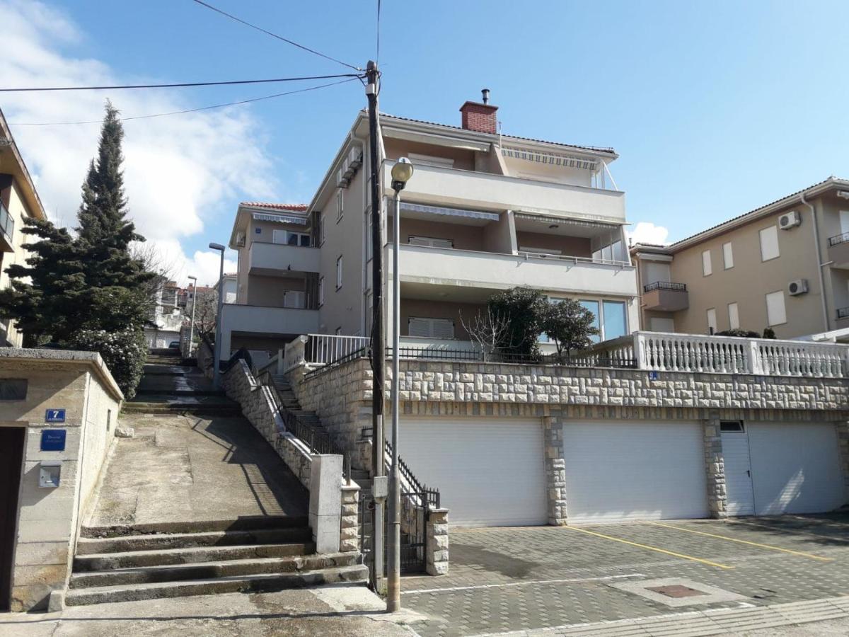 Studio Apartment Jasna - Bed and Breakfast Novi Vinodolski