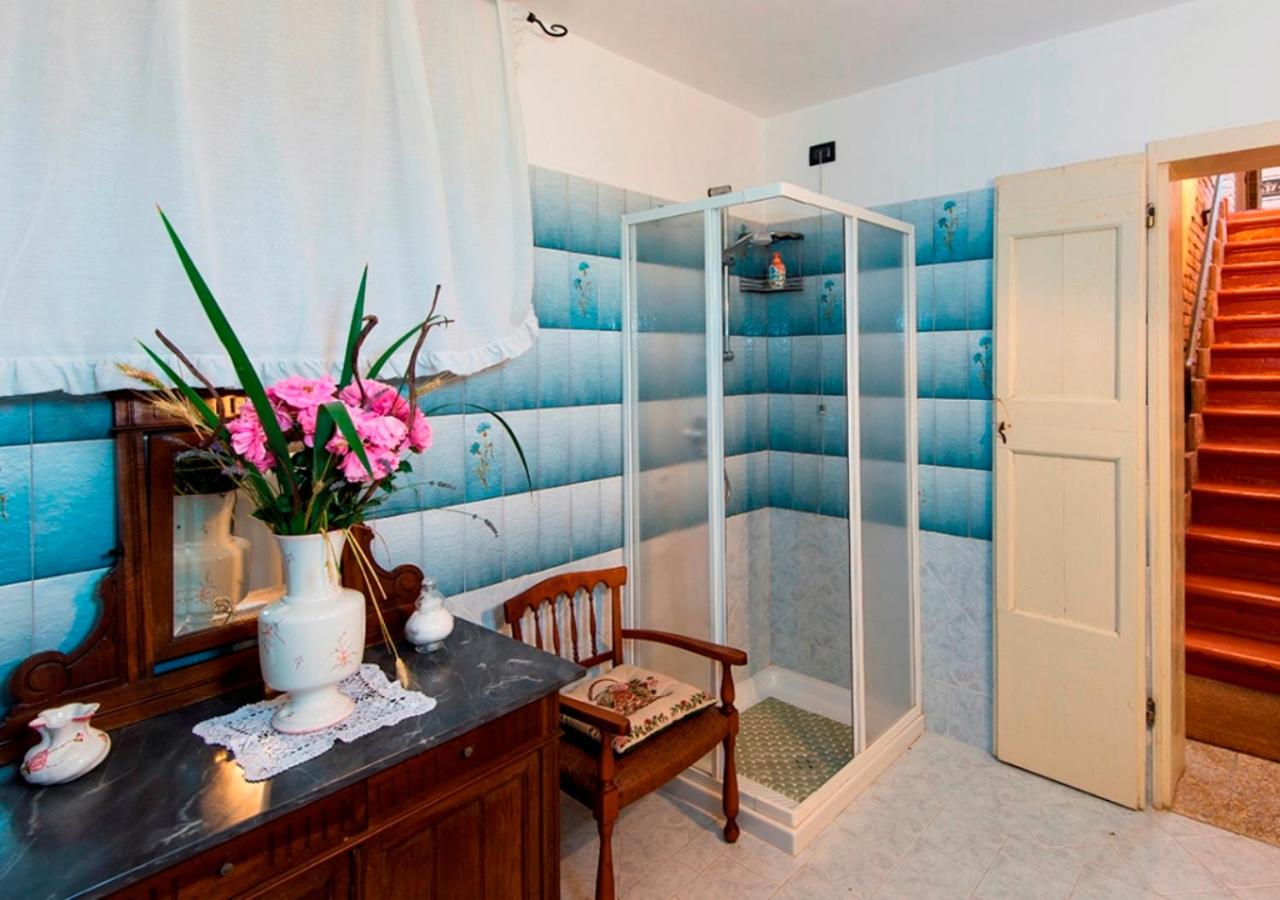 Double Room with Private External Bathroom