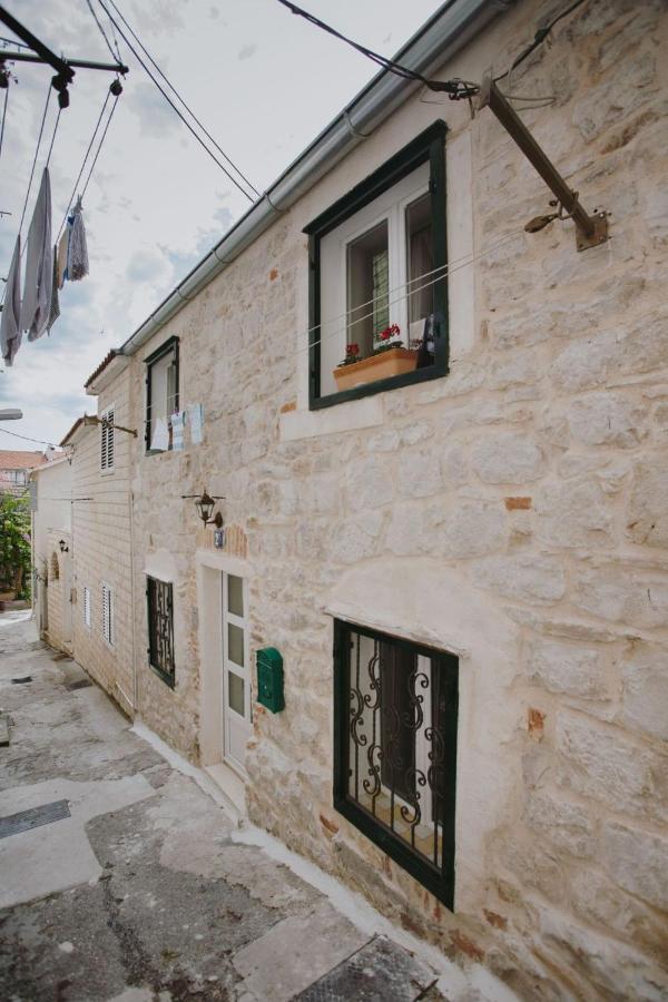 B&B Split - Domus "ANNO 1881"-center of Split - Bed and Breakfast Split