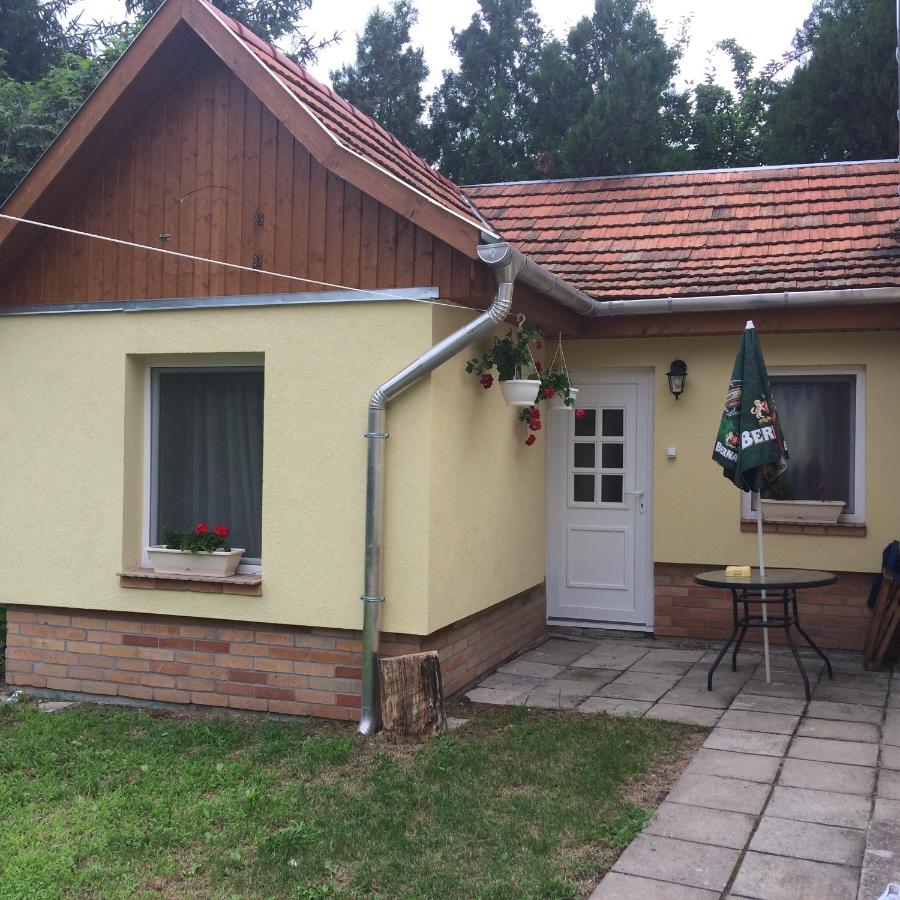 Liliom Vendégház - B&B Visegrád