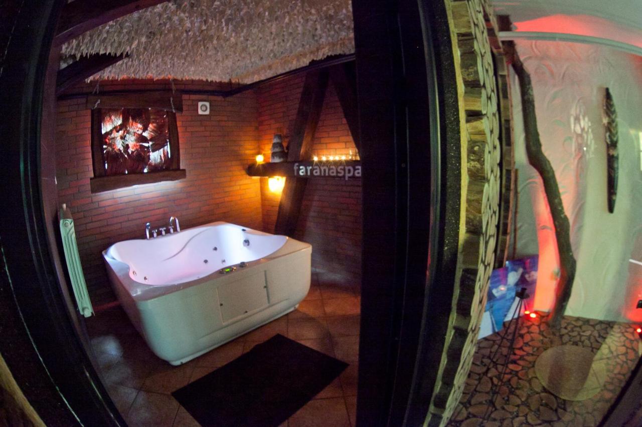 B&B Ełk - Faranaspa z JACUZZI pod CHMURKĄ MEGA OFERTA na stronie - Bed and Breakfast Ełk