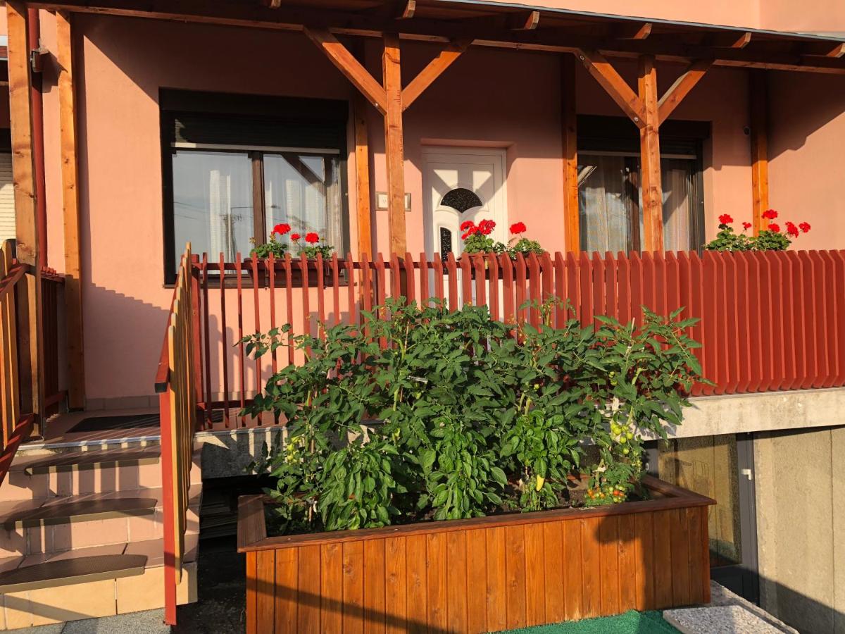 RTHome Vendégház - B&B Szombathely