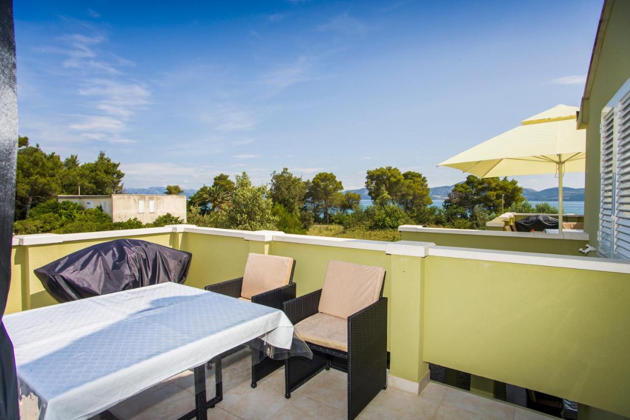 Apartment mit Meerblick