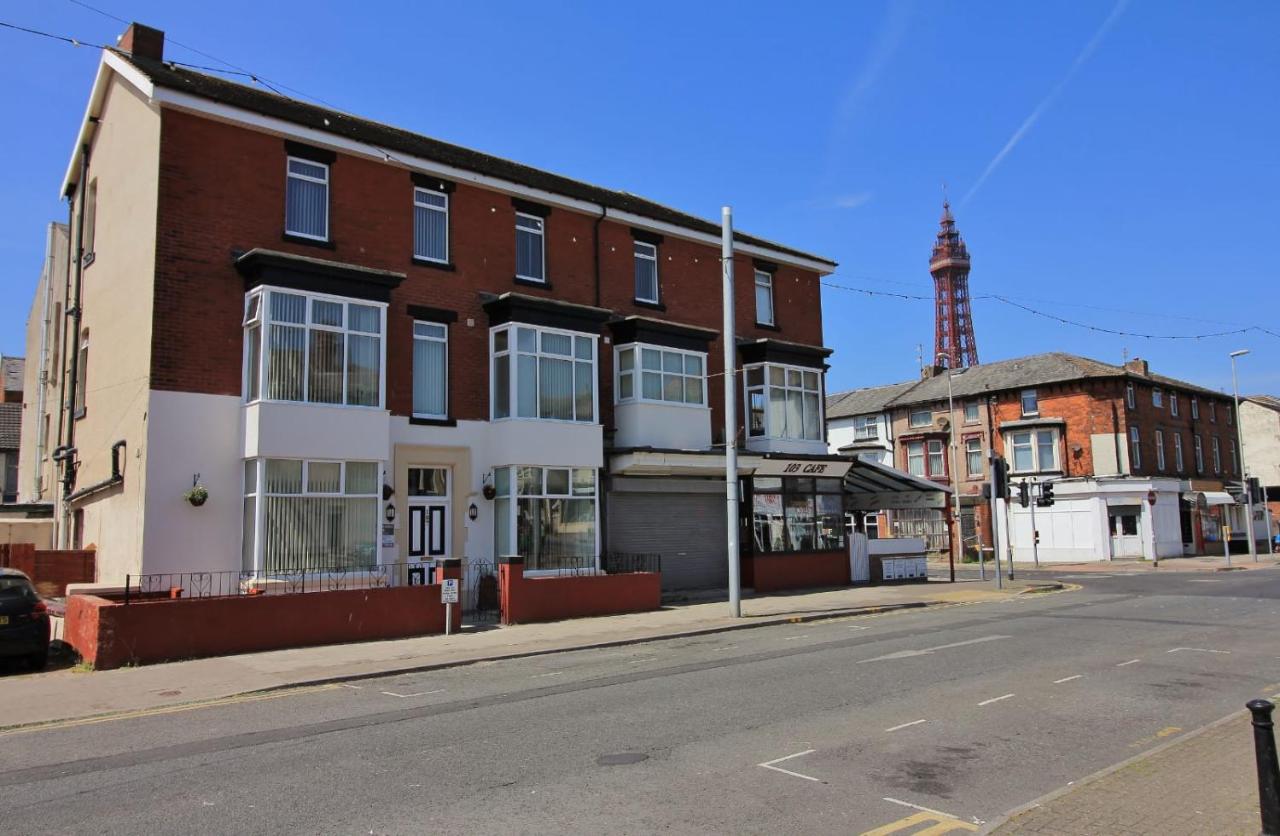 B&B Blackpool - Bayswater House - Bed and Breakfast Blackpool