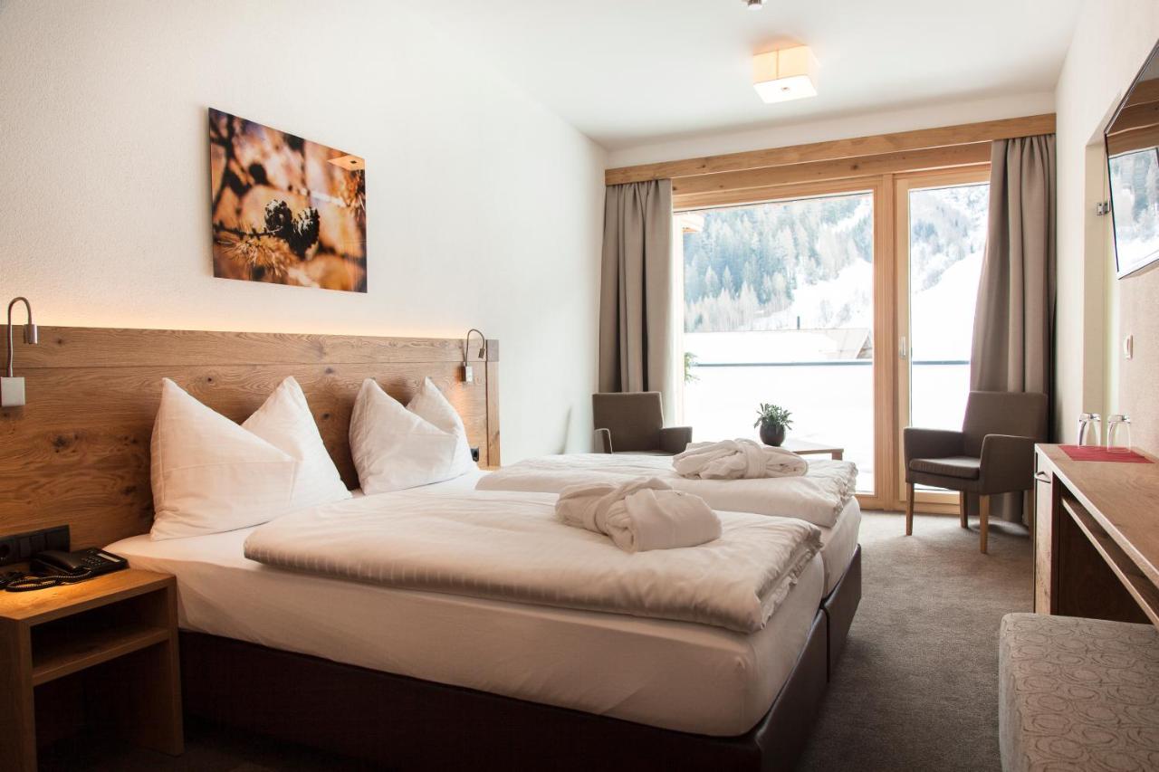 Dreibettzimmer