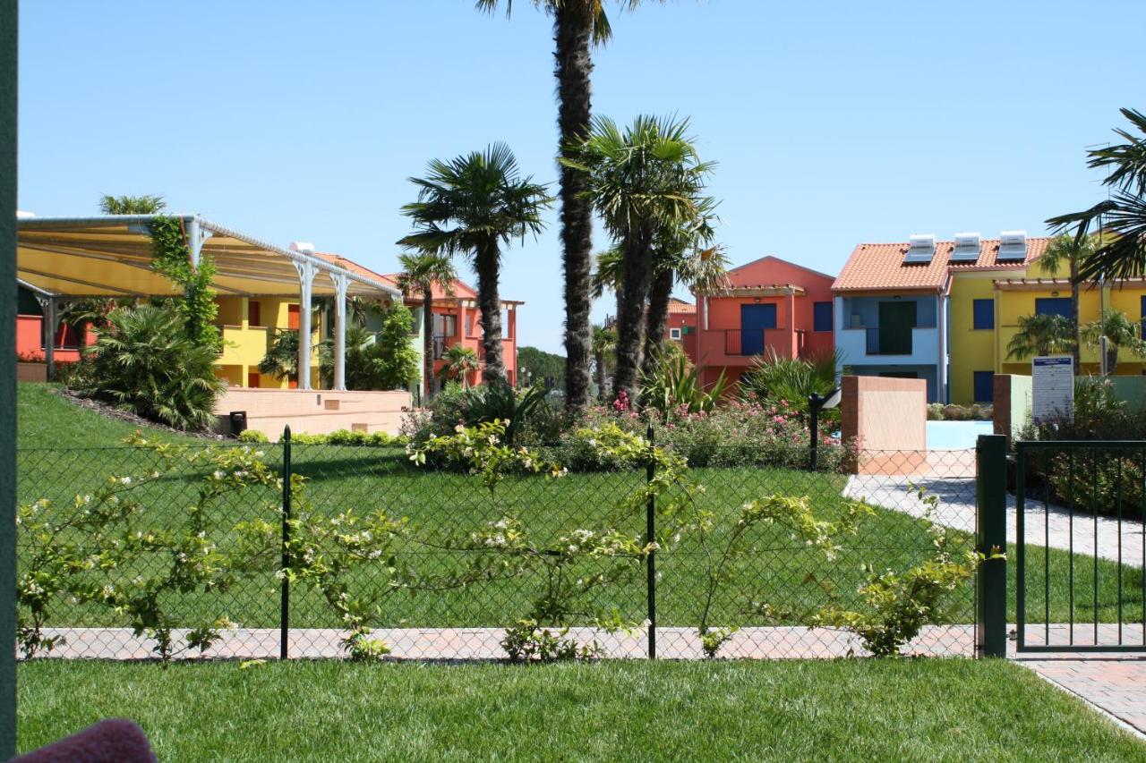 Porto Antico Village - B&B Aprilia Marittima