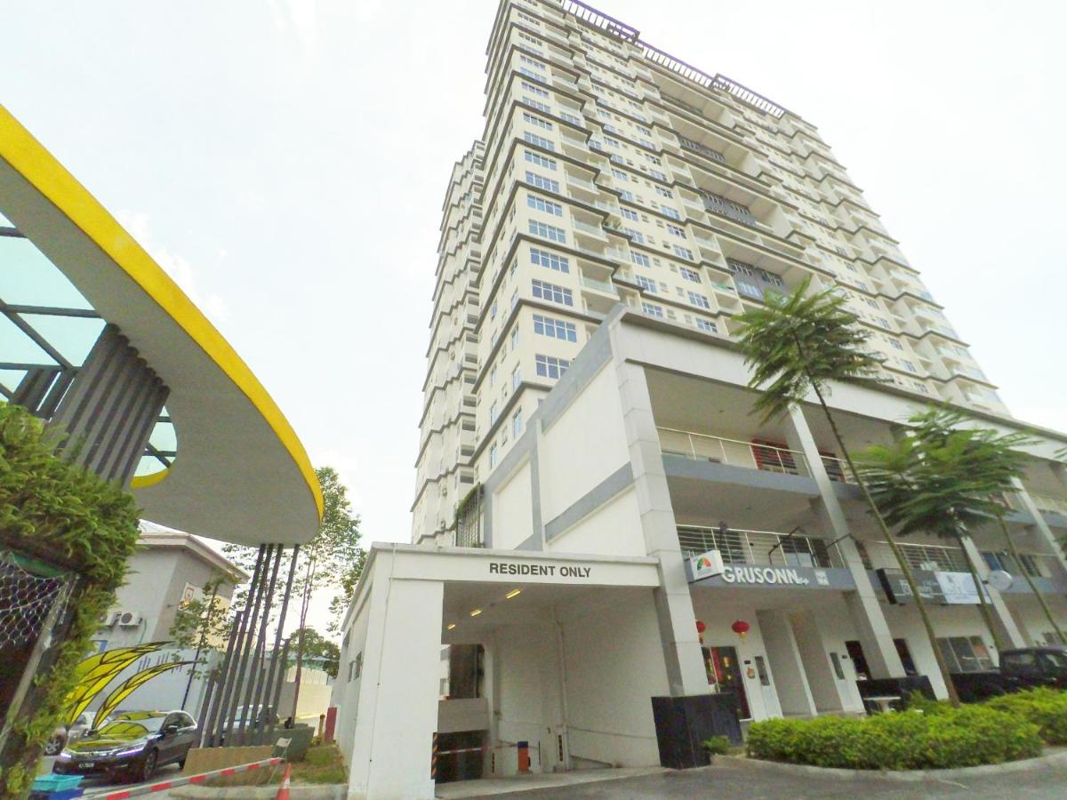 No.5 The Mint @ Puchong center near IOI Mall - Chambres d'hôtes Puchong Batu Dua Belas