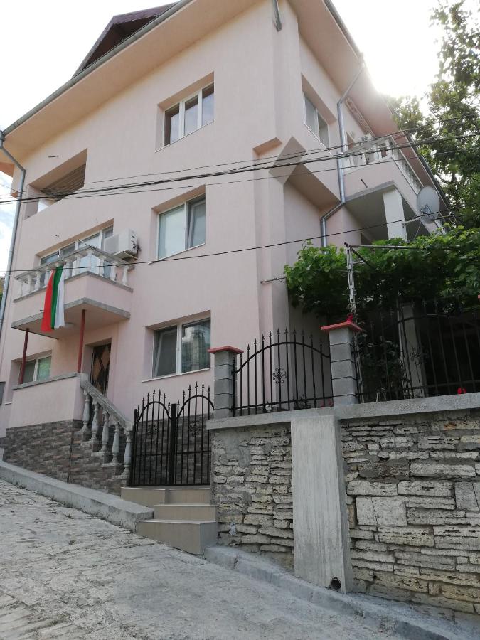 B&B Balchik - Guest House Emi - Bed and Breakfast Balchik