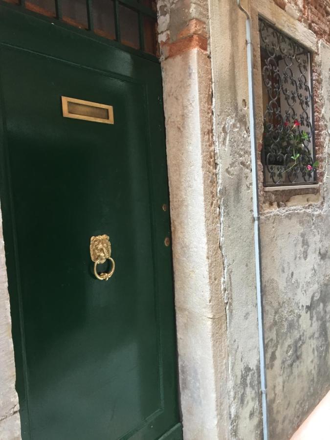 Venexia House to Rialto - B&B