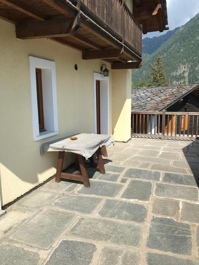 Apartamento de 2 dormitorios con vistas al jardín
